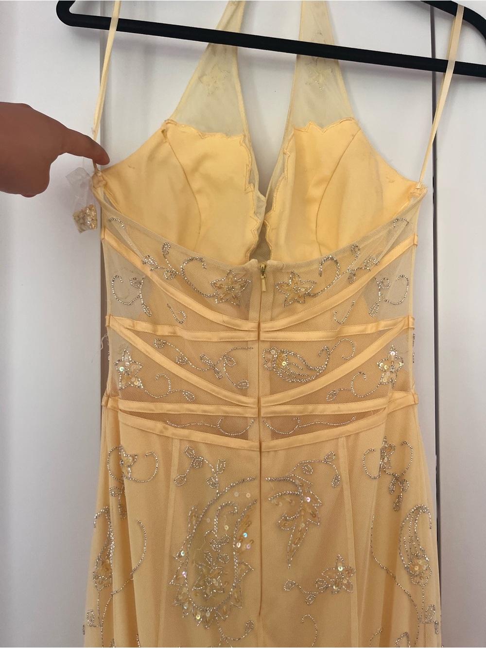 never worn! Cache Yellow Beaded Backless Halter Dress - Picture 5 of 7
